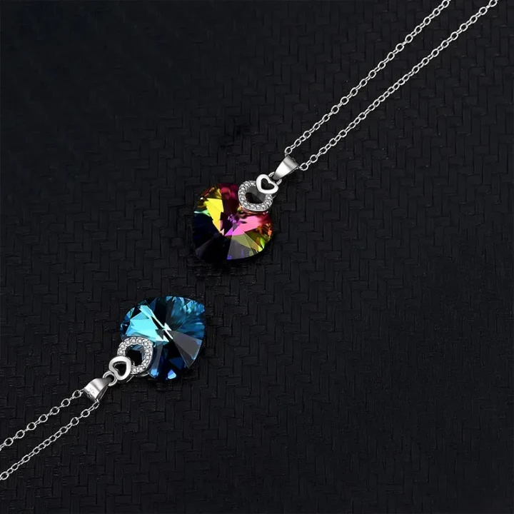 Продукт Сребърно колие с кристал Swarovski Три пъти любов Изображение